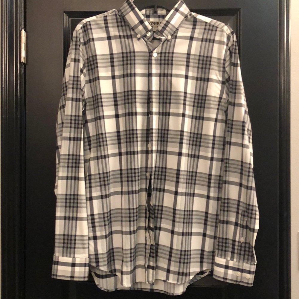 Men’s Express Fitted Dress Shirt
